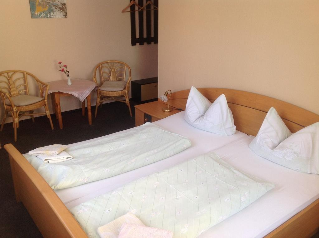Hôtel Gasthof Stadt Brandenburg à Wittenberg Chambre photo